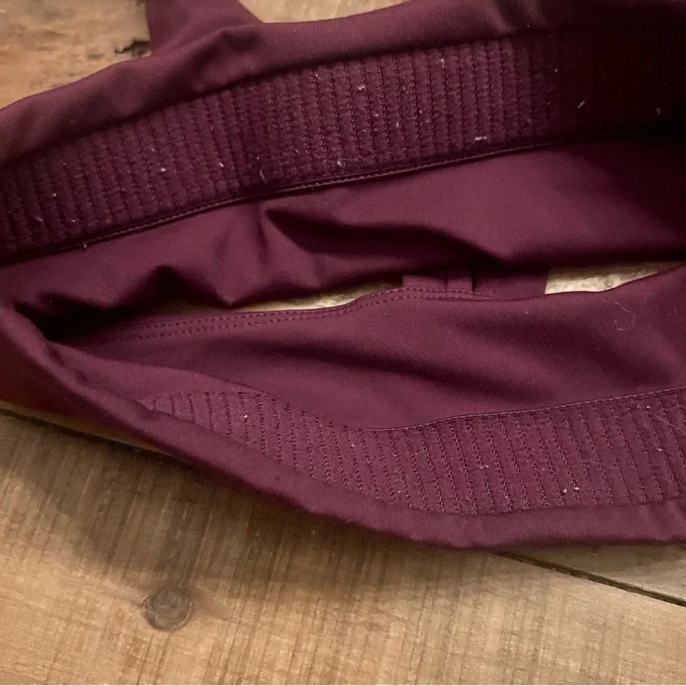 girlfriend collective Plum Scoop Neck Sports Bra - Deep Burgundy
